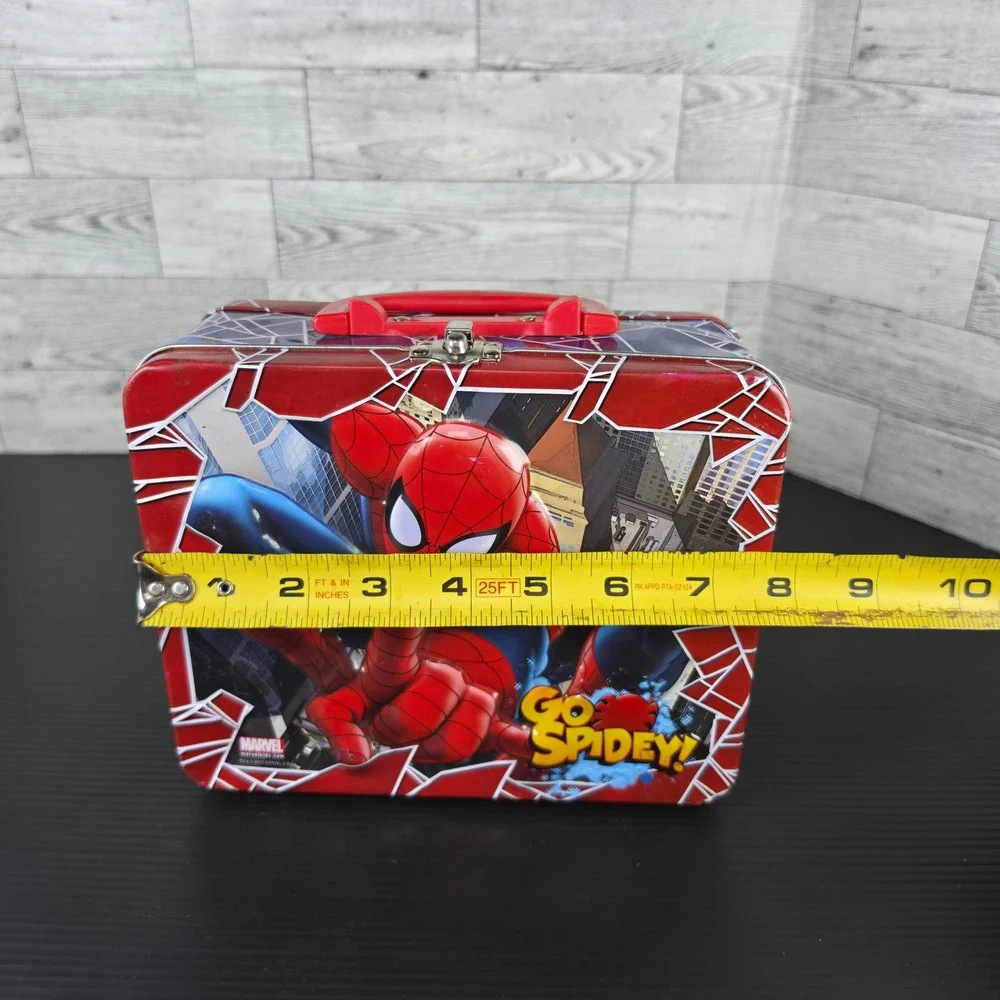 Marvel Spider-Man Go Spidey Embossed Metal Lunch Box Red Blue Tin 2013 Marvel